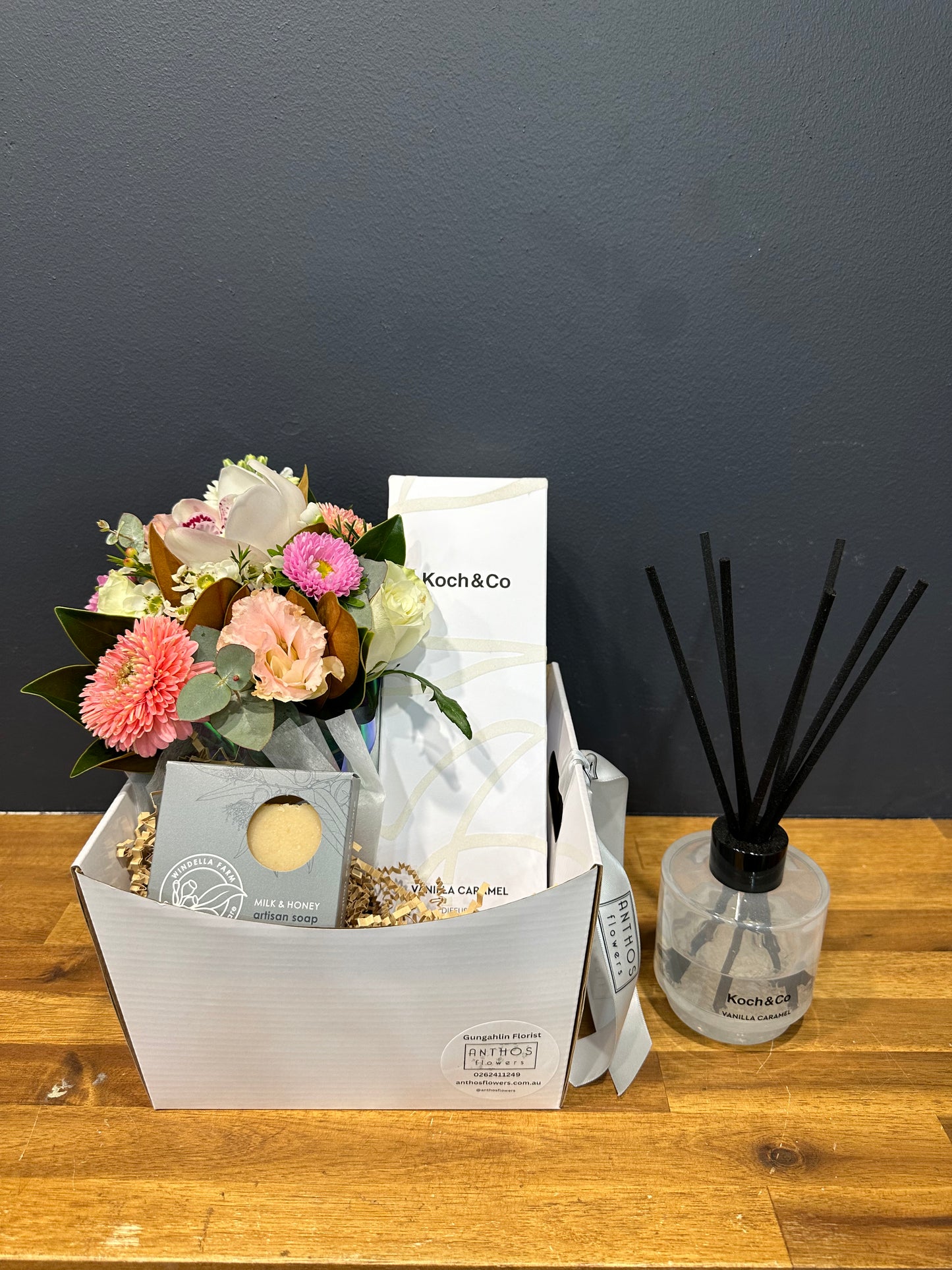 Hamper -Vanilla Caramel Diffuser| Soap| Floral Posy Jar