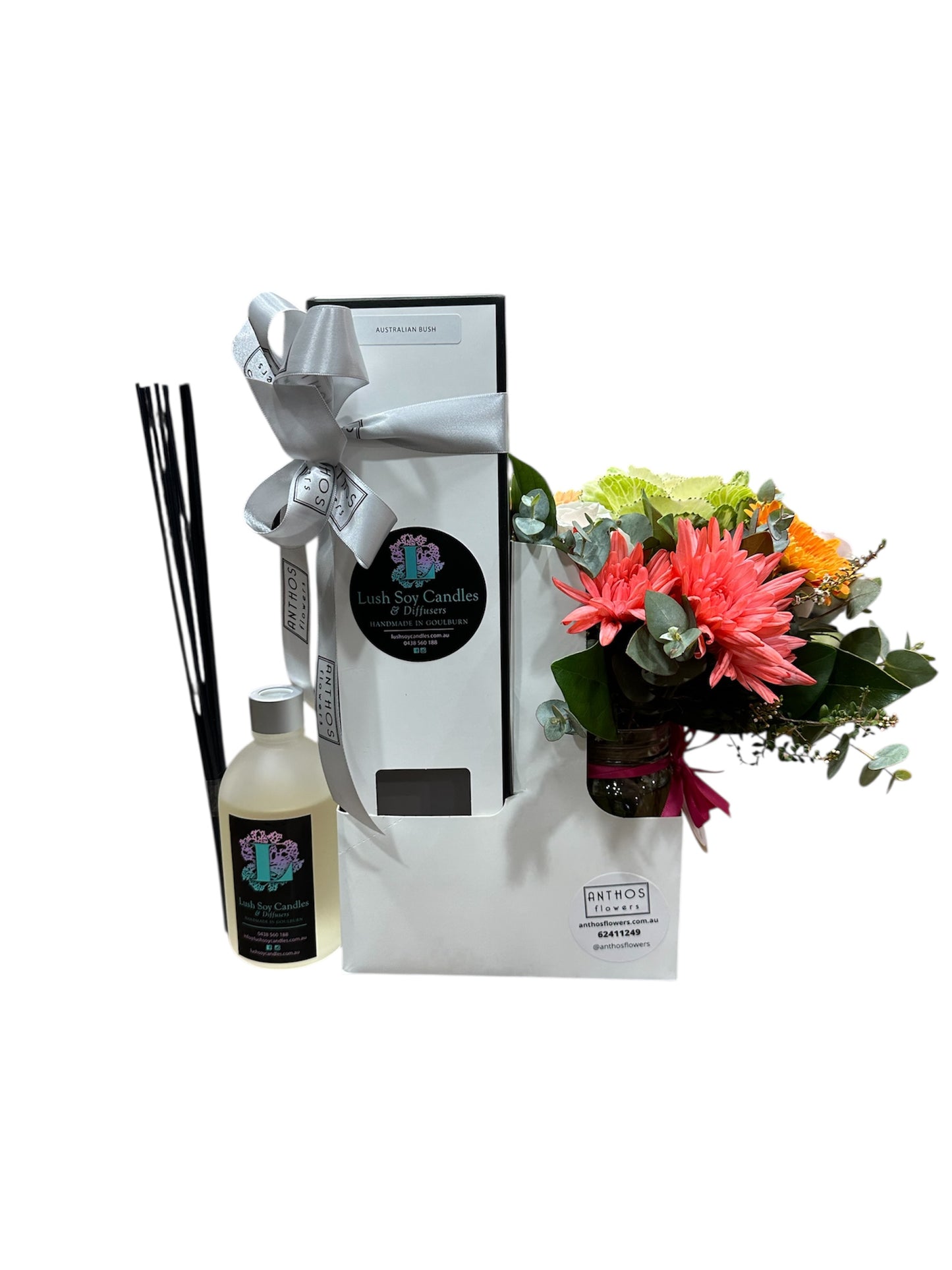 Roslyn - Posy with Diffuser Hamper