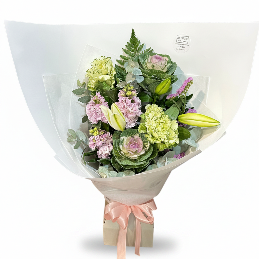 Wendy Winter Bouquet – Luxury Product Photo